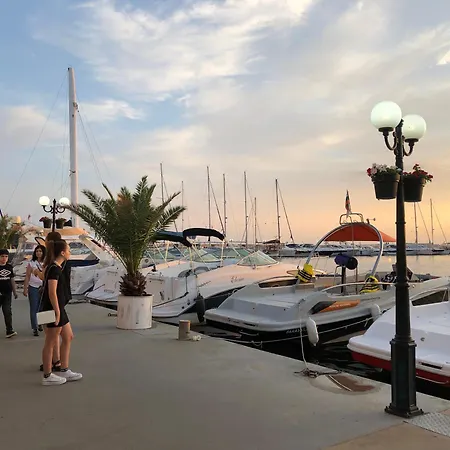 2 Bedroom With 2 Balconies And Sea Views سفيتي فلاس