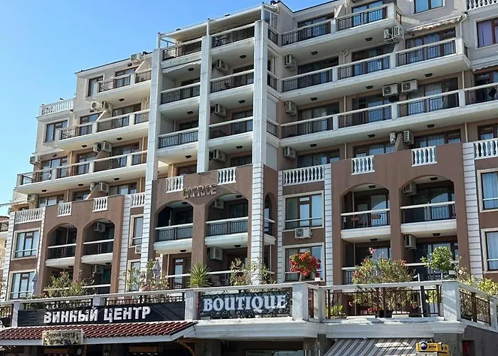 2 Bedroom With 2 Balconies And Sea Views 아파트