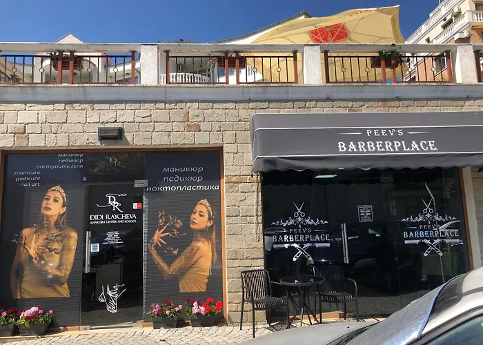 Apartment 2 Bedroom With 2 Balconies And Sea Views *