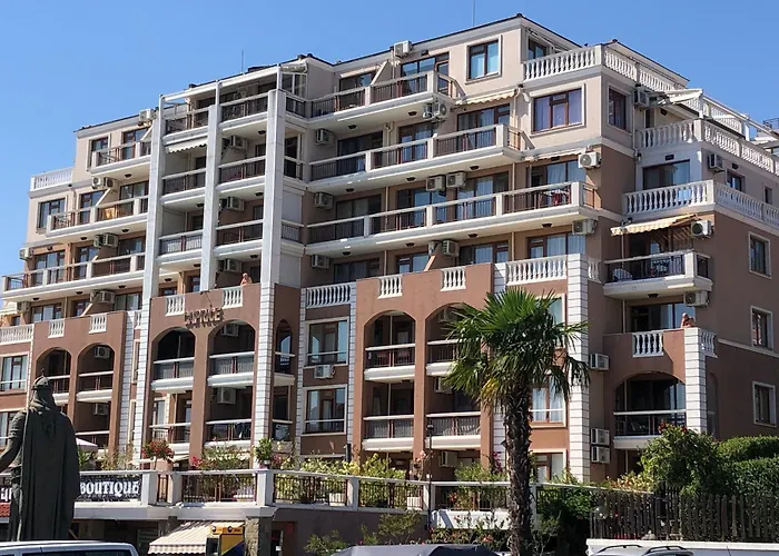 2 Bedroom With 2 Balconies And Sea Views 아파트 *