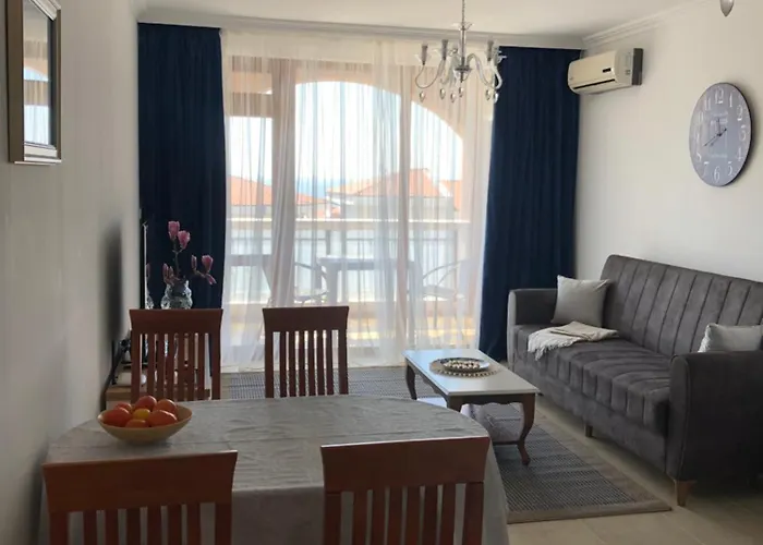 2 Bedroom With 2 Balconies And Sea Views 아파트