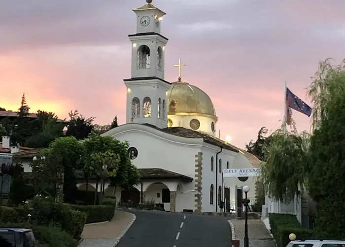 2 Bedroom With 2 Balconies And Sea Views 스베티 블라스